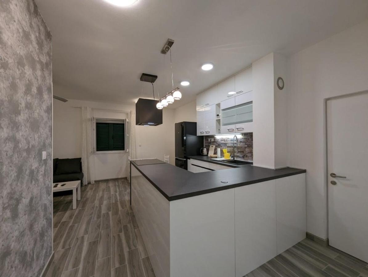 Apartman Bonaca Διαμέρισμα Σίμπενικ Εξωτερικό φωτογραφία