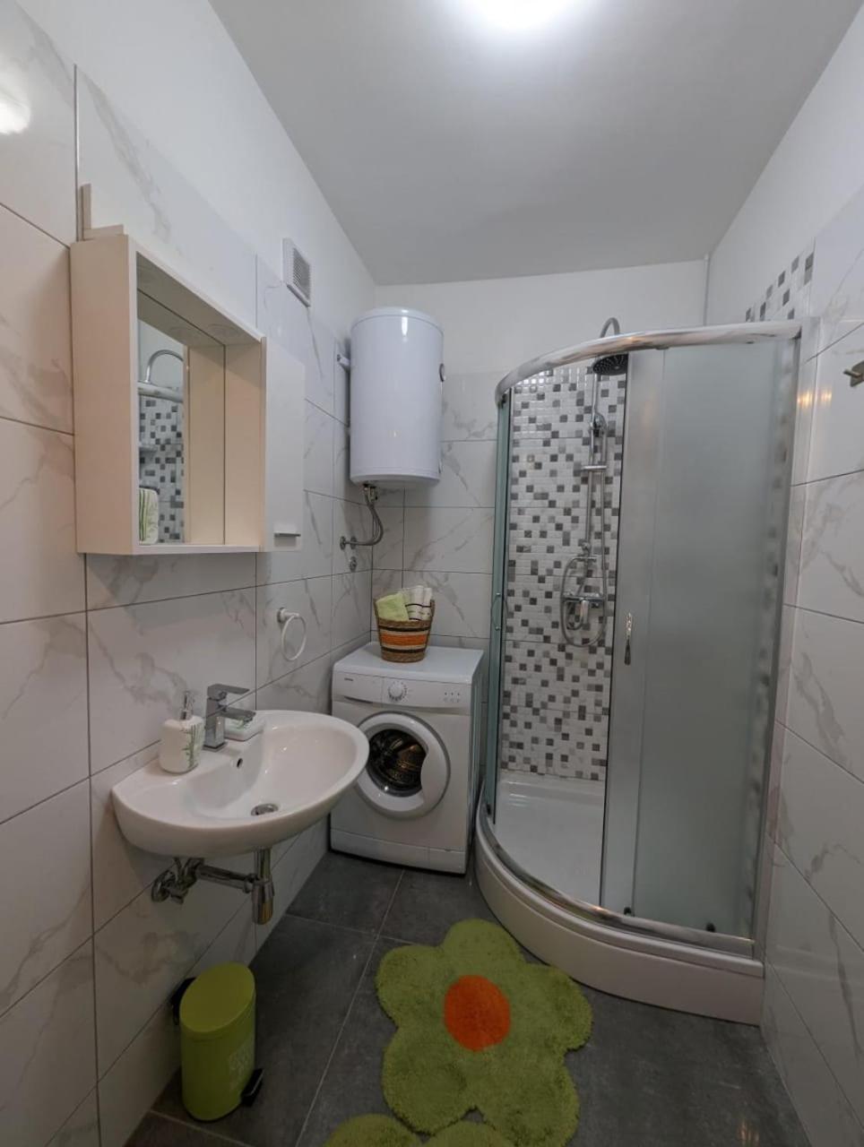Apartman Bonaca Διαμέρισμα Σίμπενικ Εξωτερικό φωτογραφία
